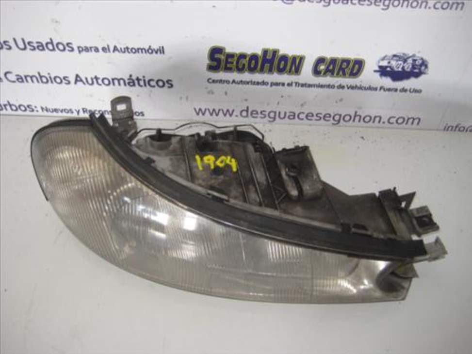 Right headlight FORD MONDEO BERLINA (GD)