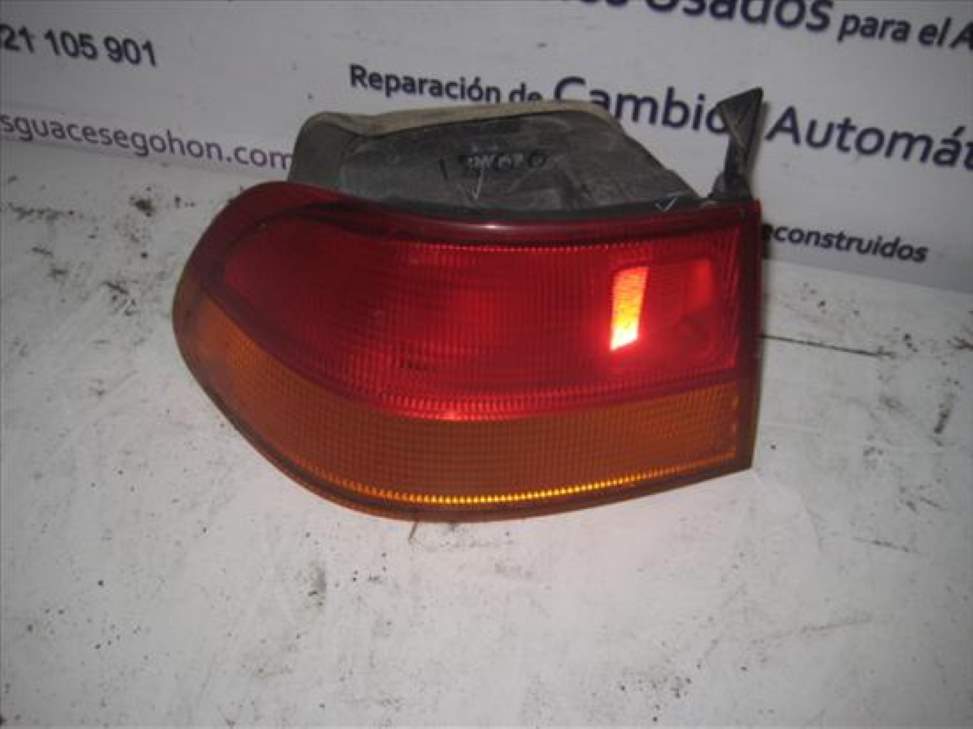 Rear Light Left HONDA CIVIC BERLINA (EG/EH)