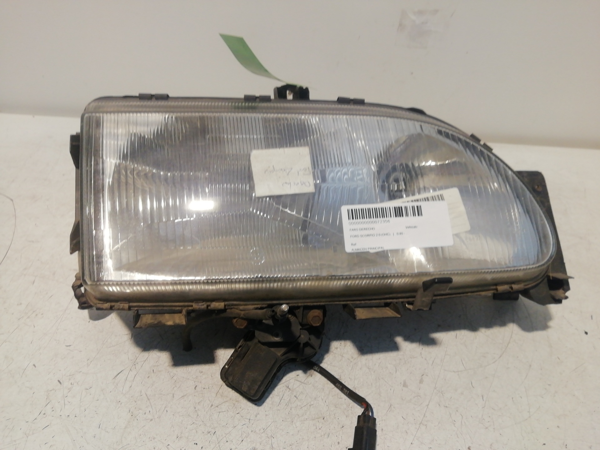 Phare droit FORD SCORPIO