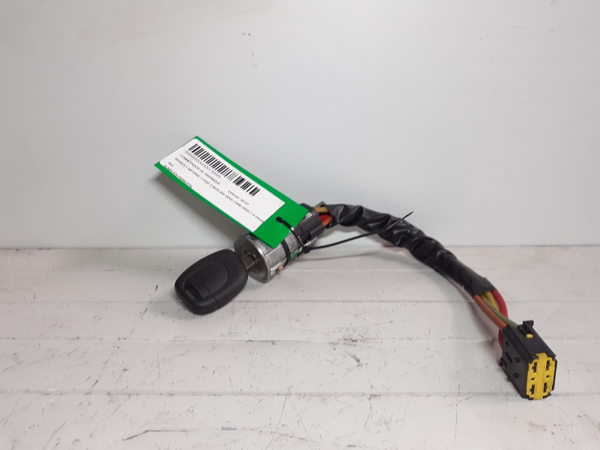 Ignition switch RENAULT MEGANE I FASE 2 BERLINA (BA0)