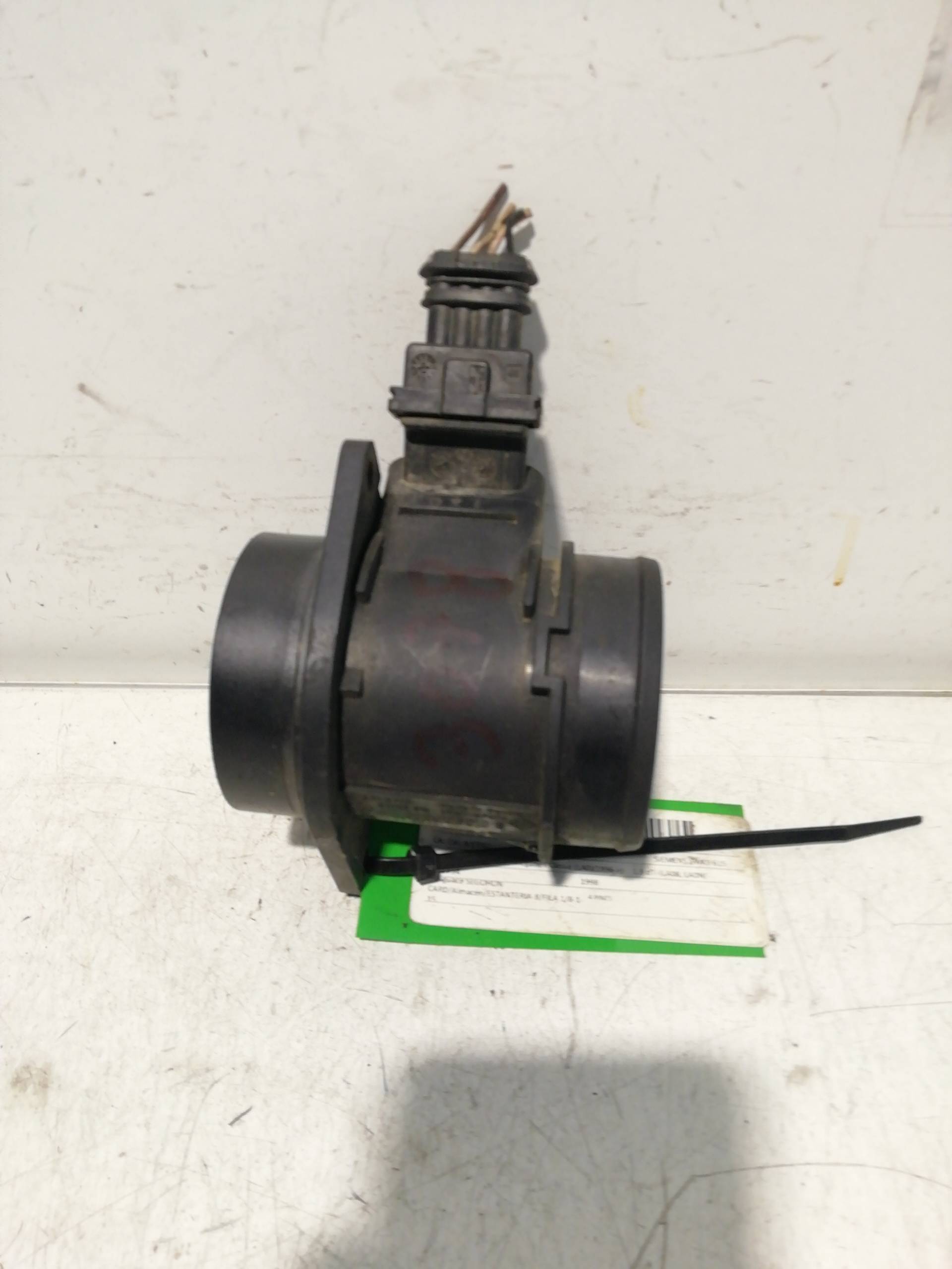 Mass air flow sensor RENAULT MEGANE I CLASSIC (LA0)