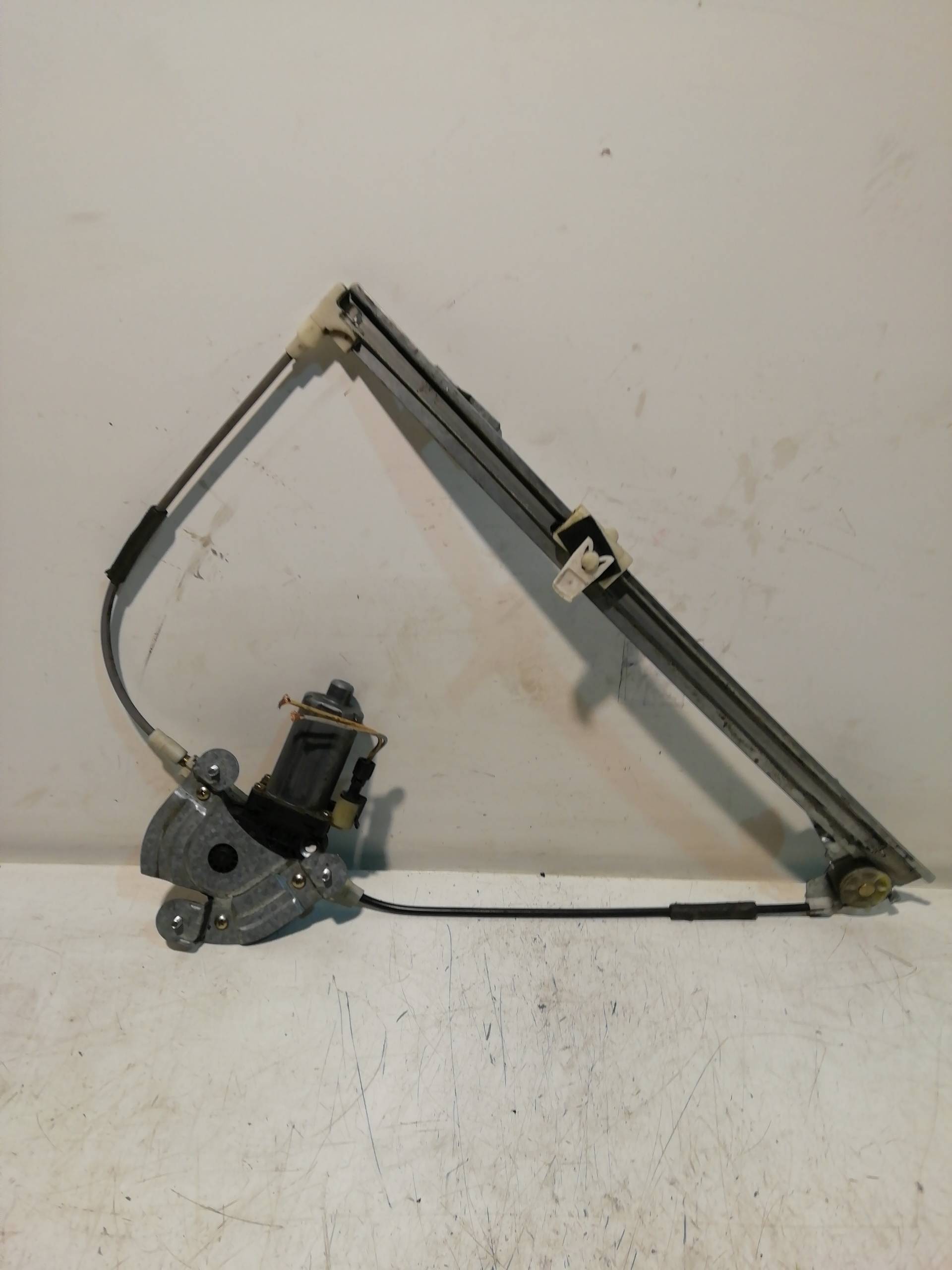 Front right window regulator RENAULT MEGANE I CLASSIC (LA0)