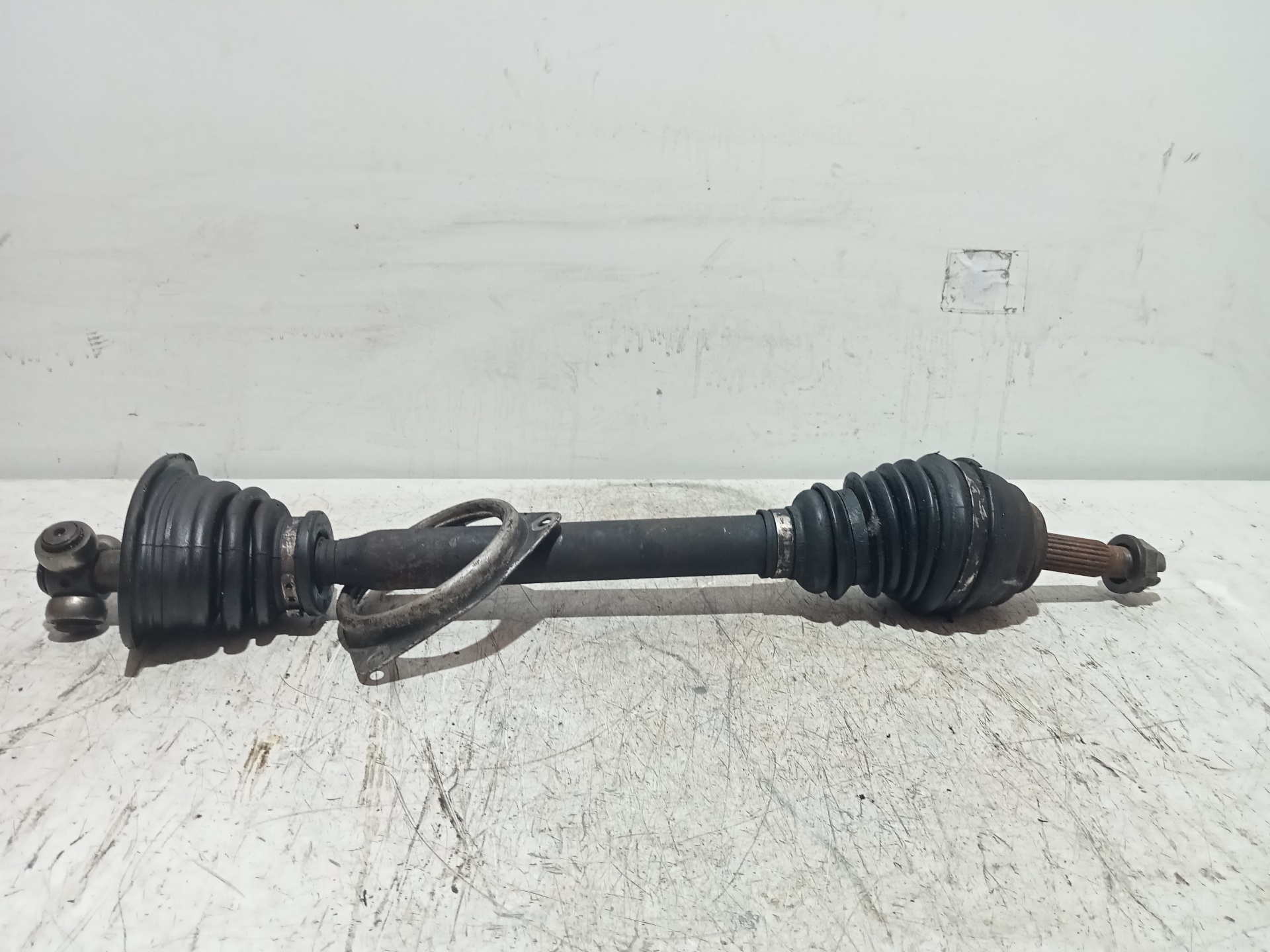 Transmission avant gauche RENAULT MEGANE I CLASSIC (LA0)
