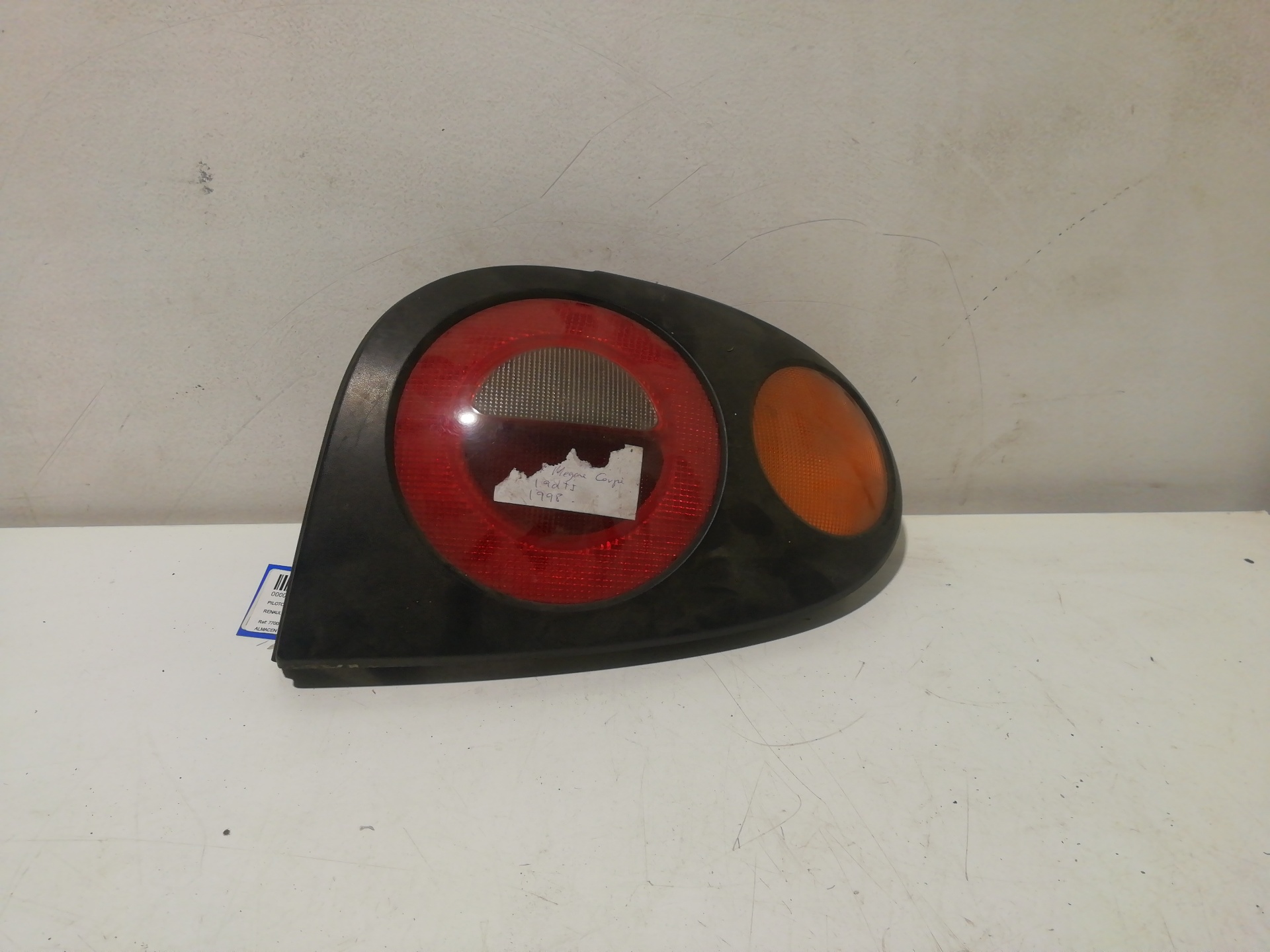 Farol traseiro direito RENAULT MEGANE I CLASSIC (LA0)