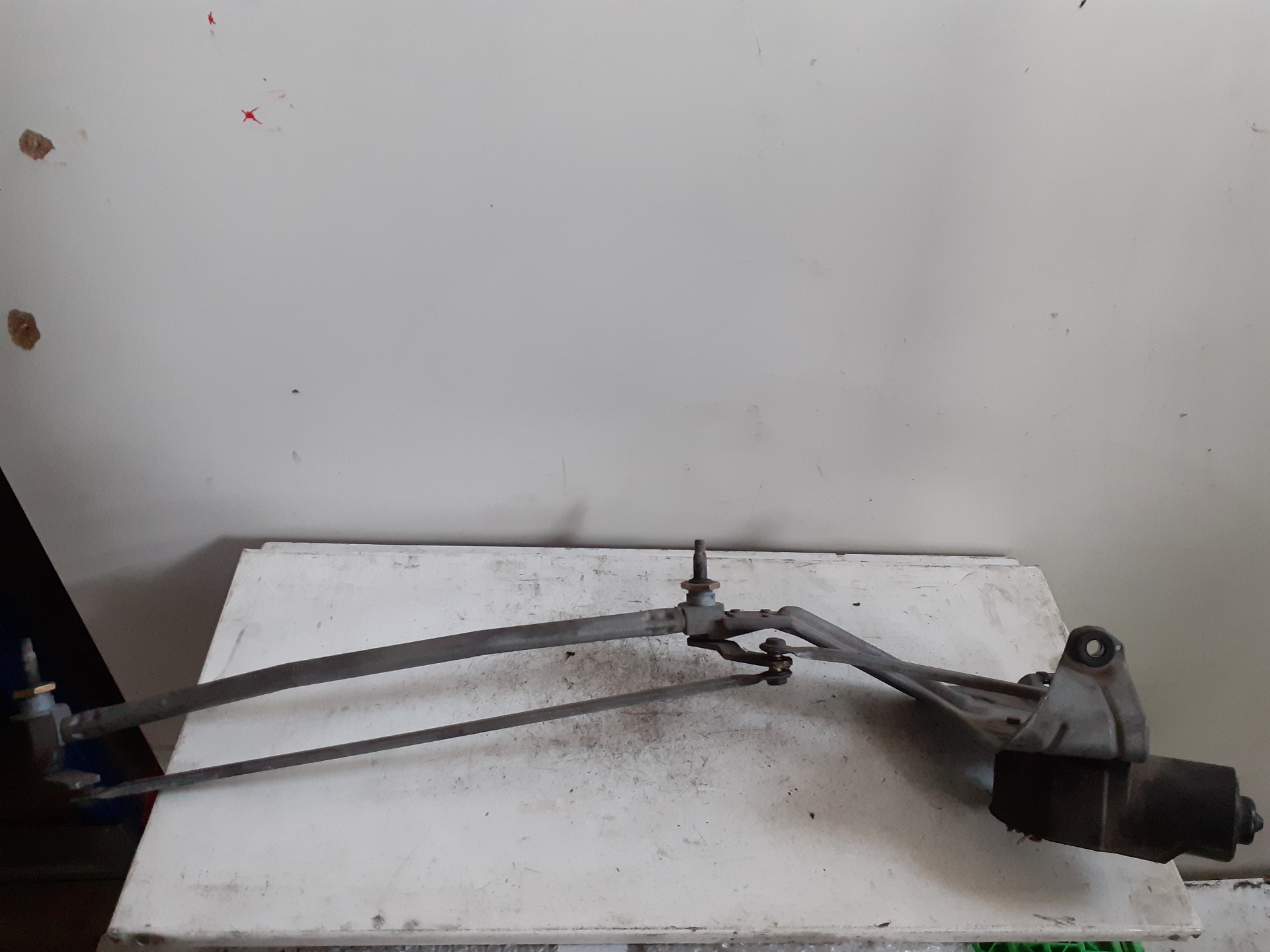 Scheibenwischermotor vorne RENAULT MEGANE I CLASSIC (LA0)