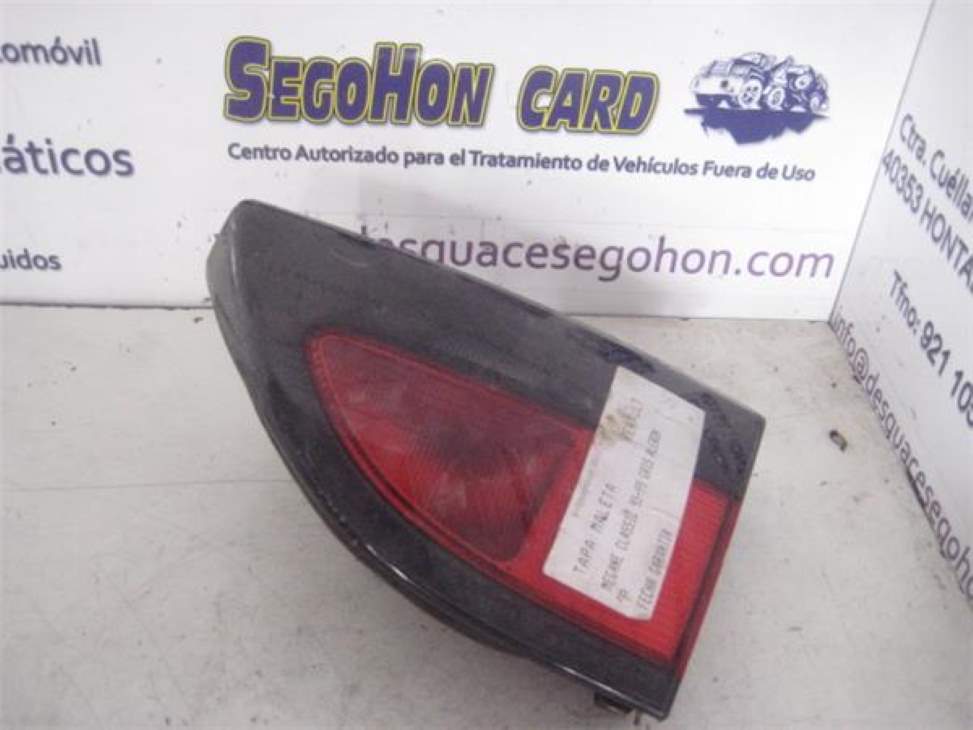 Feu arrière droit RENAULT MEGANE I CLASSIC (LA0)
