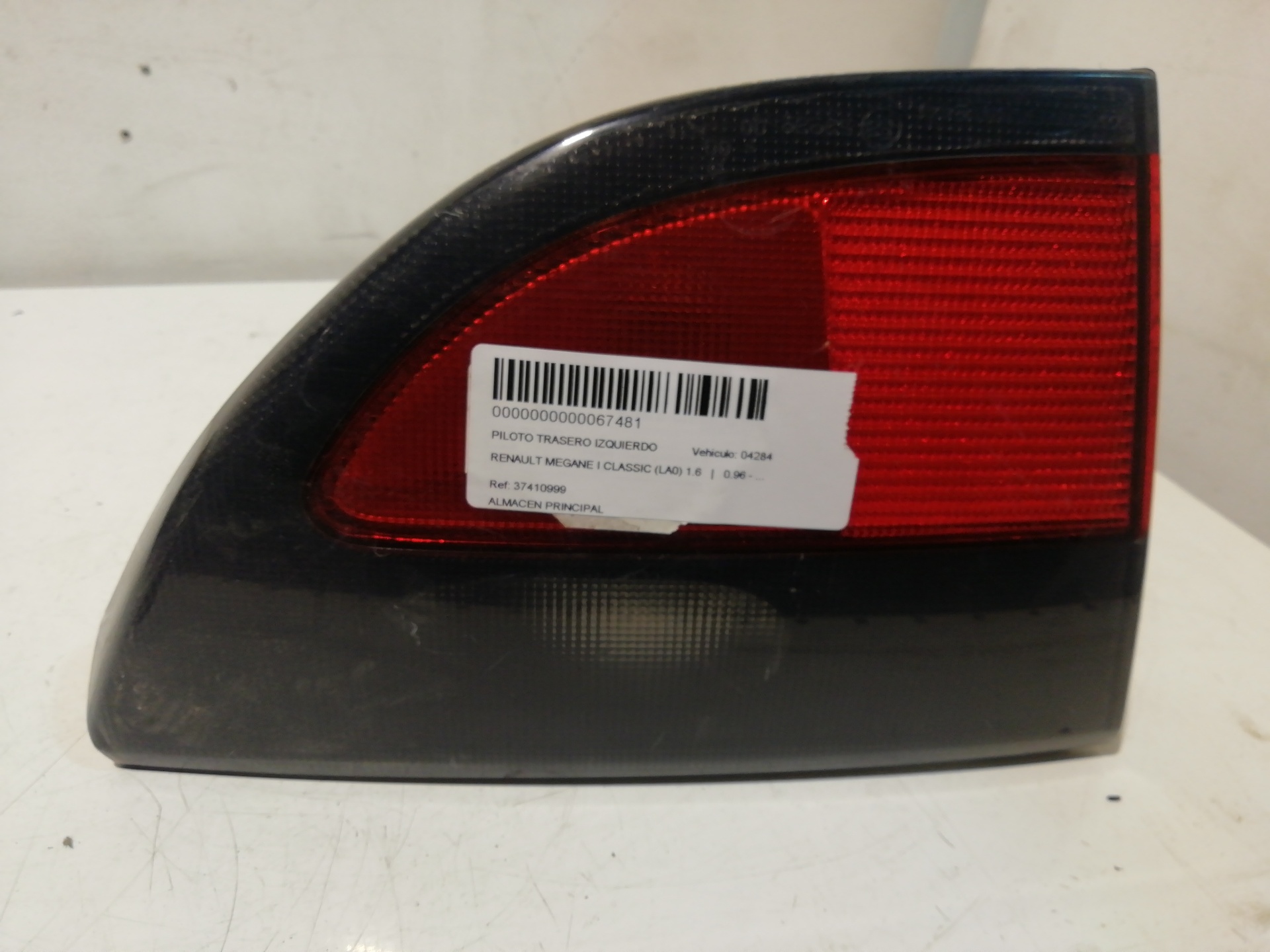 Feu arrière gauche RENAULT MEGANE I CLASSIC (LA0)