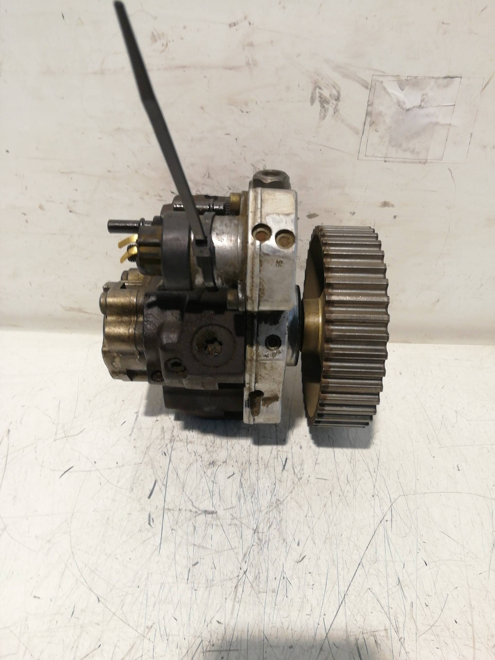 Injection Pump RENAULT MEGANE I CLASSIC (LA0)