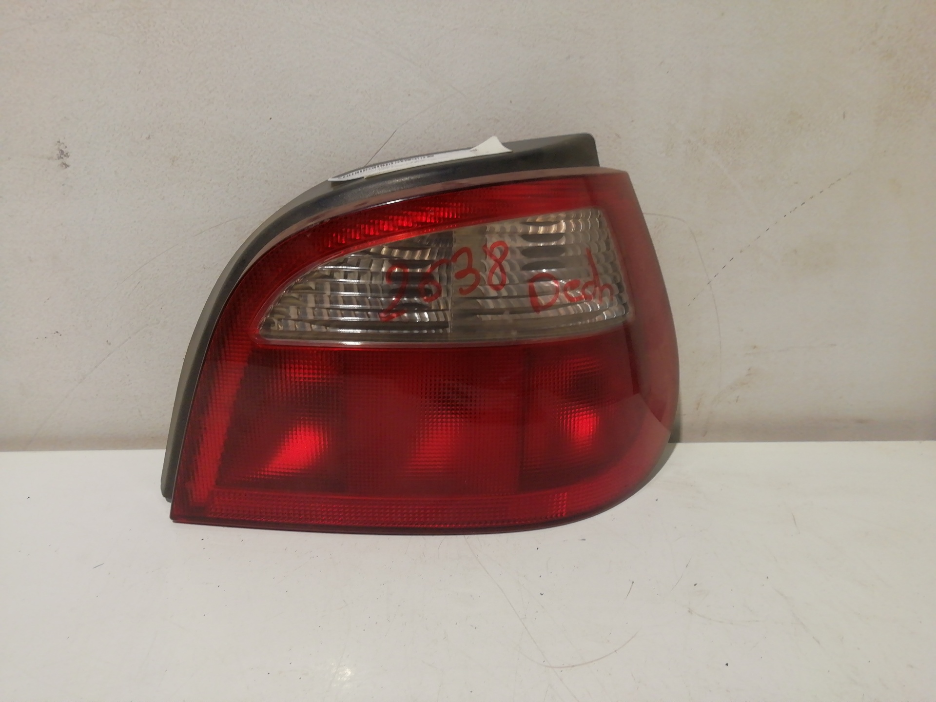 Feu arrière droit RENAULT MEGANE I CLASSIC (LA0)