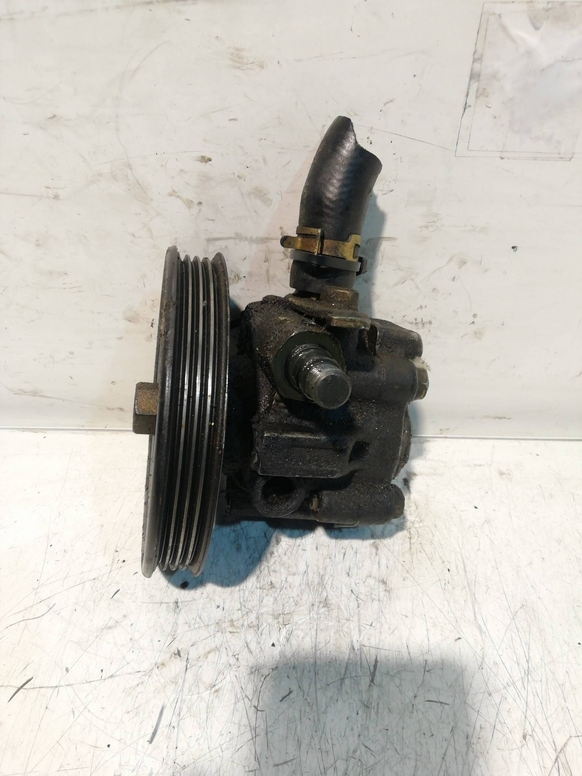 Pompe direction assistée MITSUBISHI L 200 (K60T)