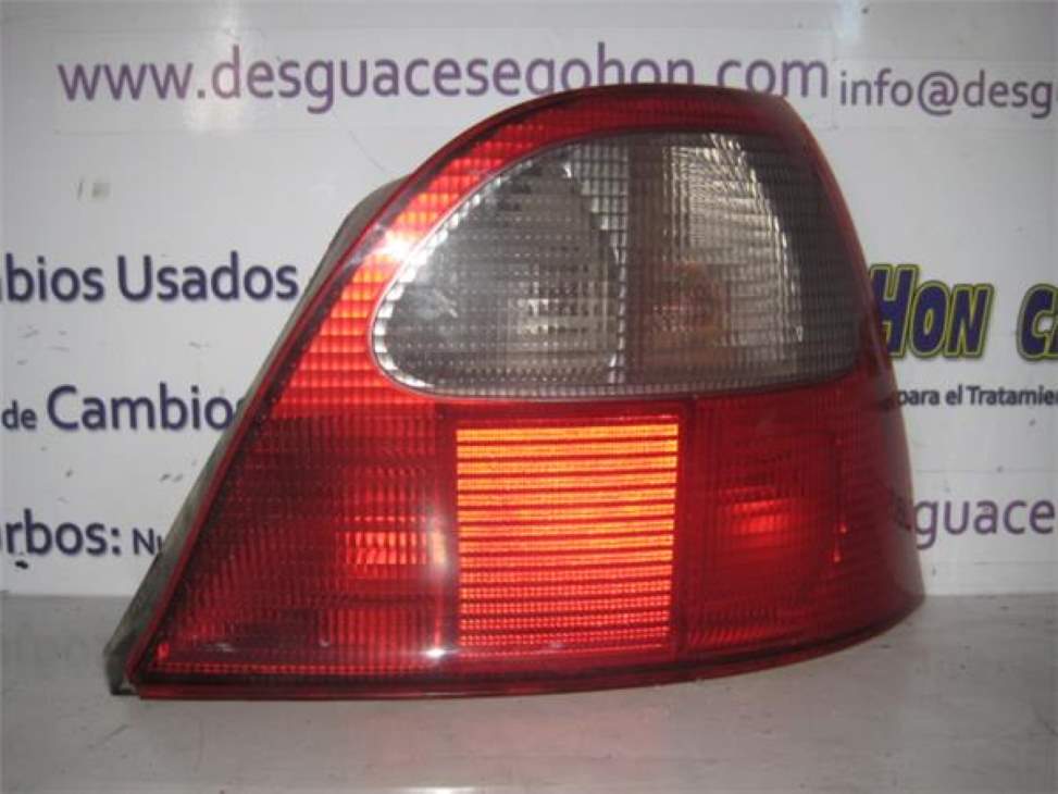 Farol traseiro direito MG SERIE 200 (RF)