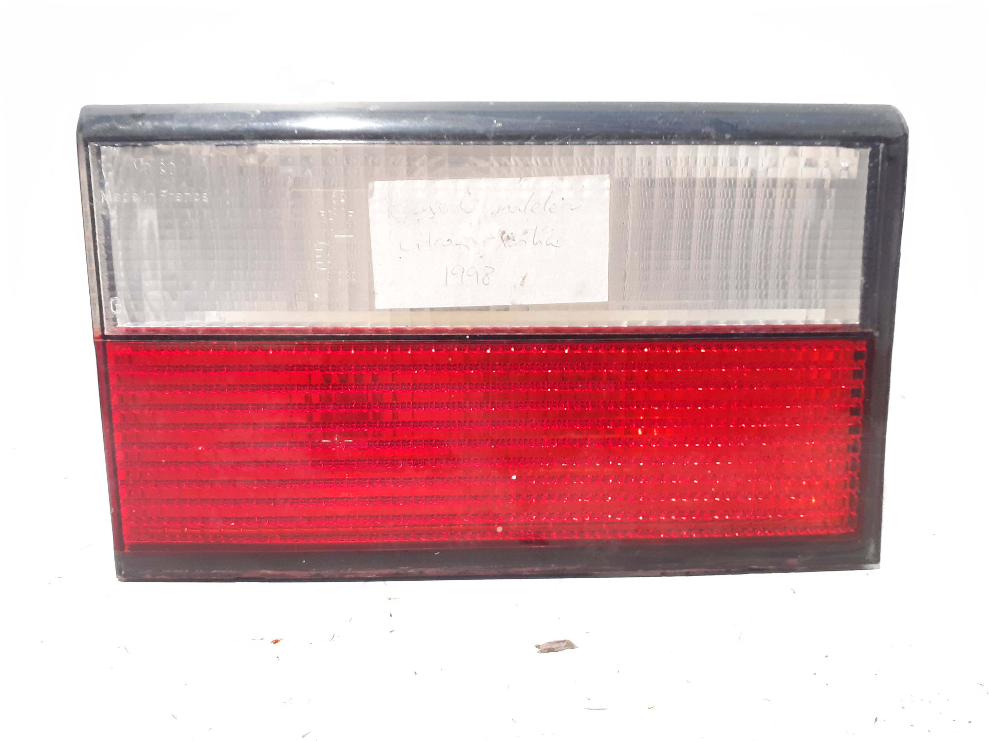 Feu arrière gauche CITROEN XANTIA BERLINA