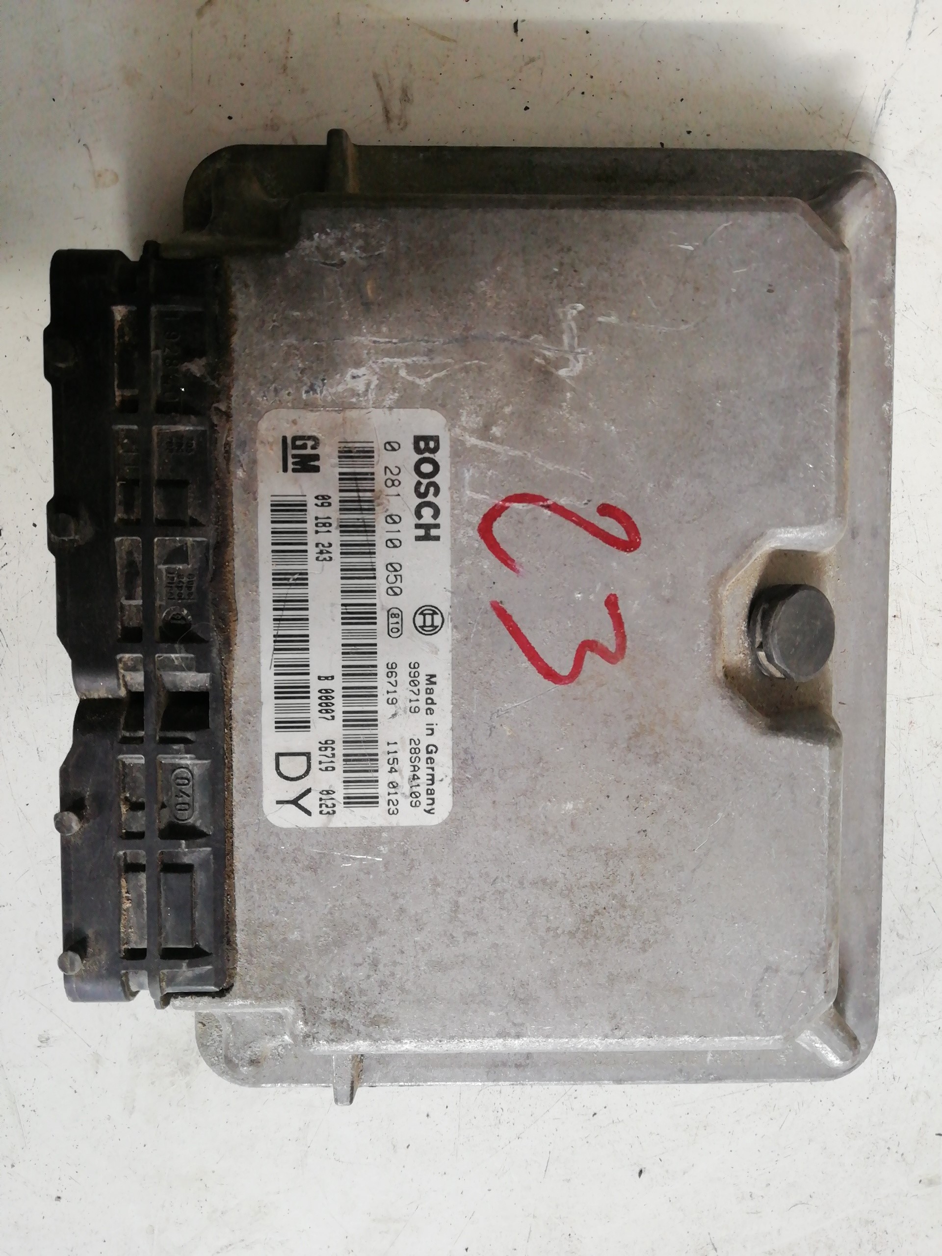Engine control unit ECU OPEL ASTRA G BERLINA