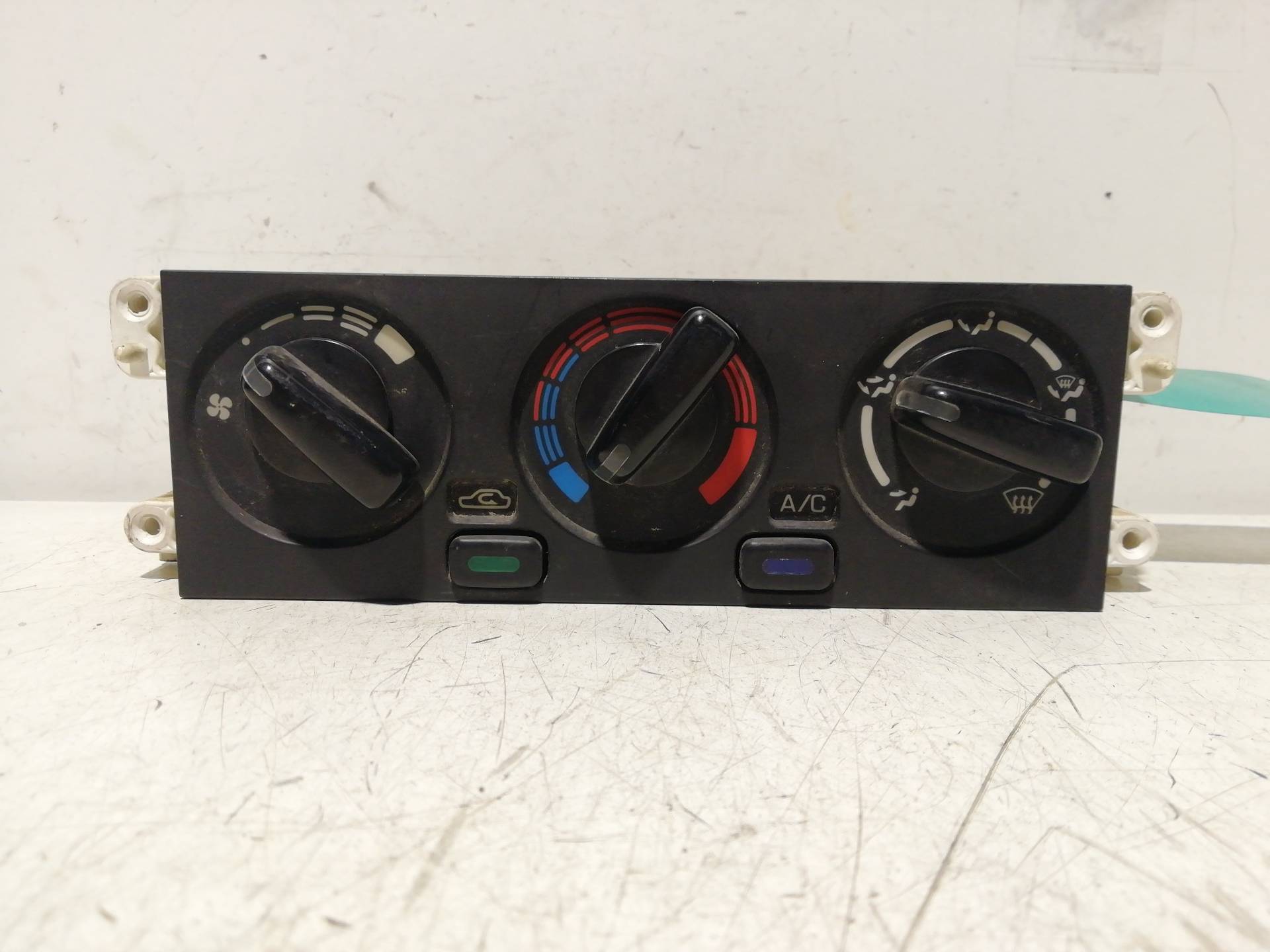 Sonstiges NISSAN ALMERA (N15)