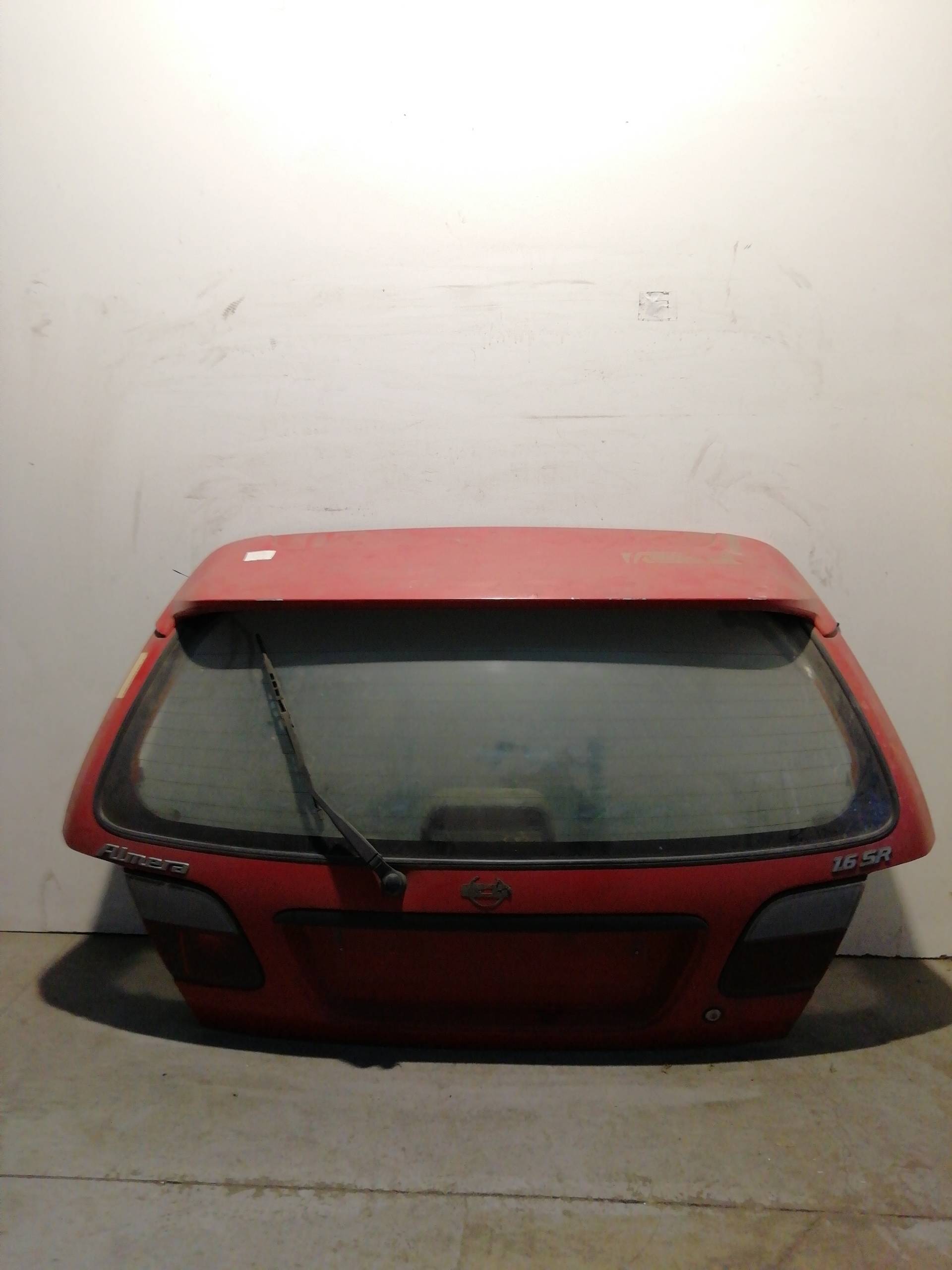 Tailgate NISSAN ALMERA (N15)
