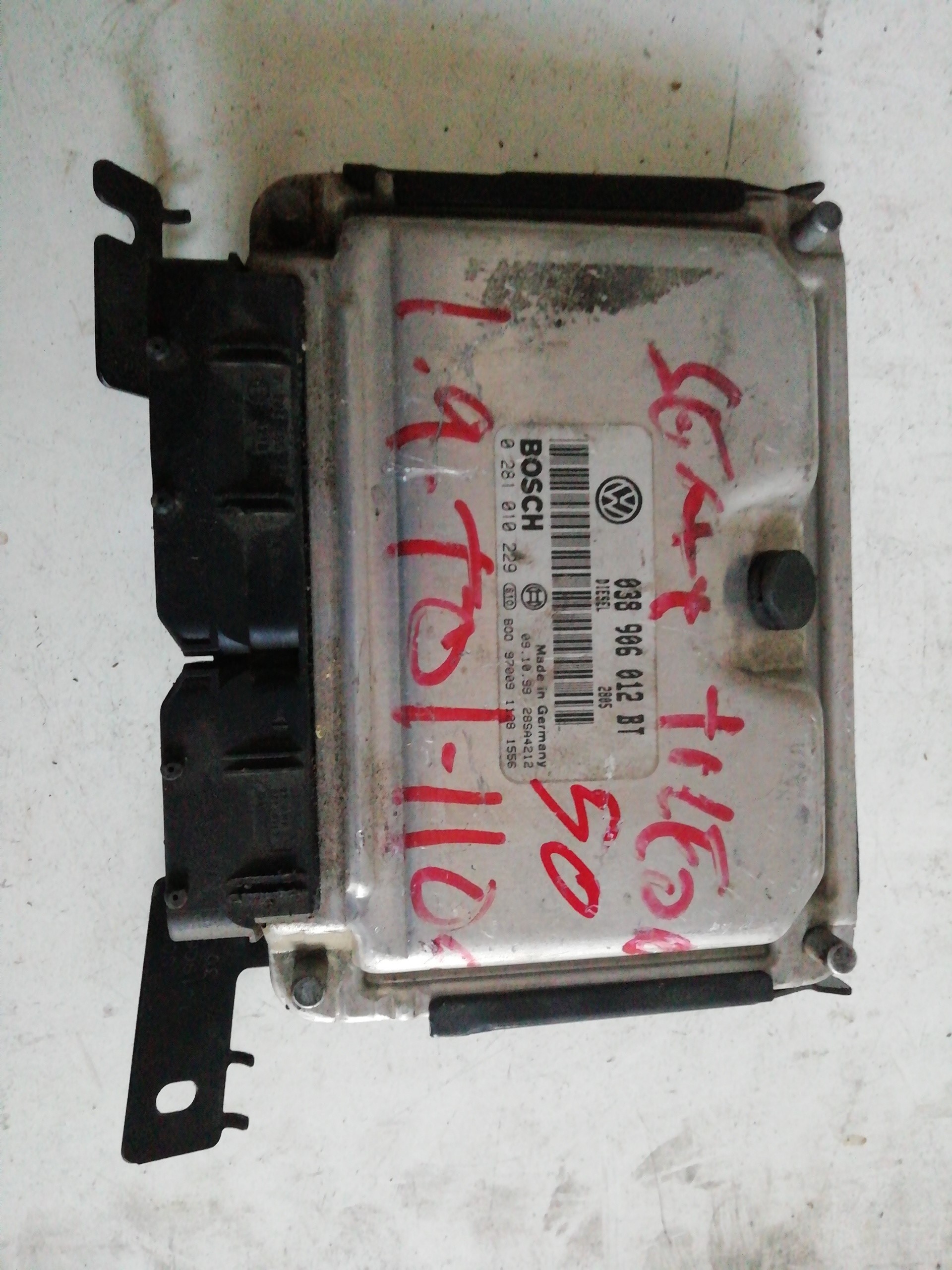 Central do motor UCE SEAT TOLEDO (1L)