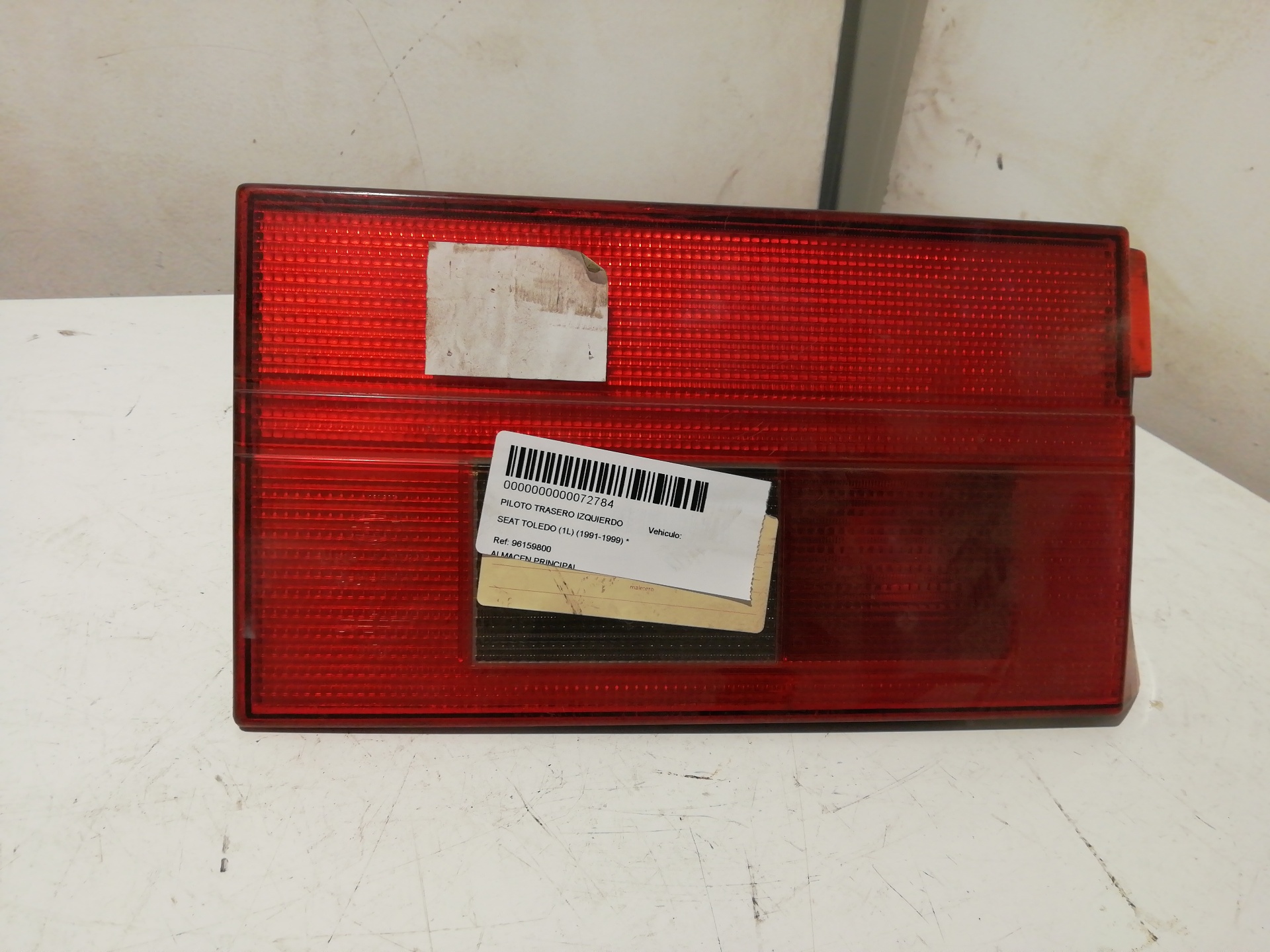 Heckleuchte links SEAT TOLEDO (1L)