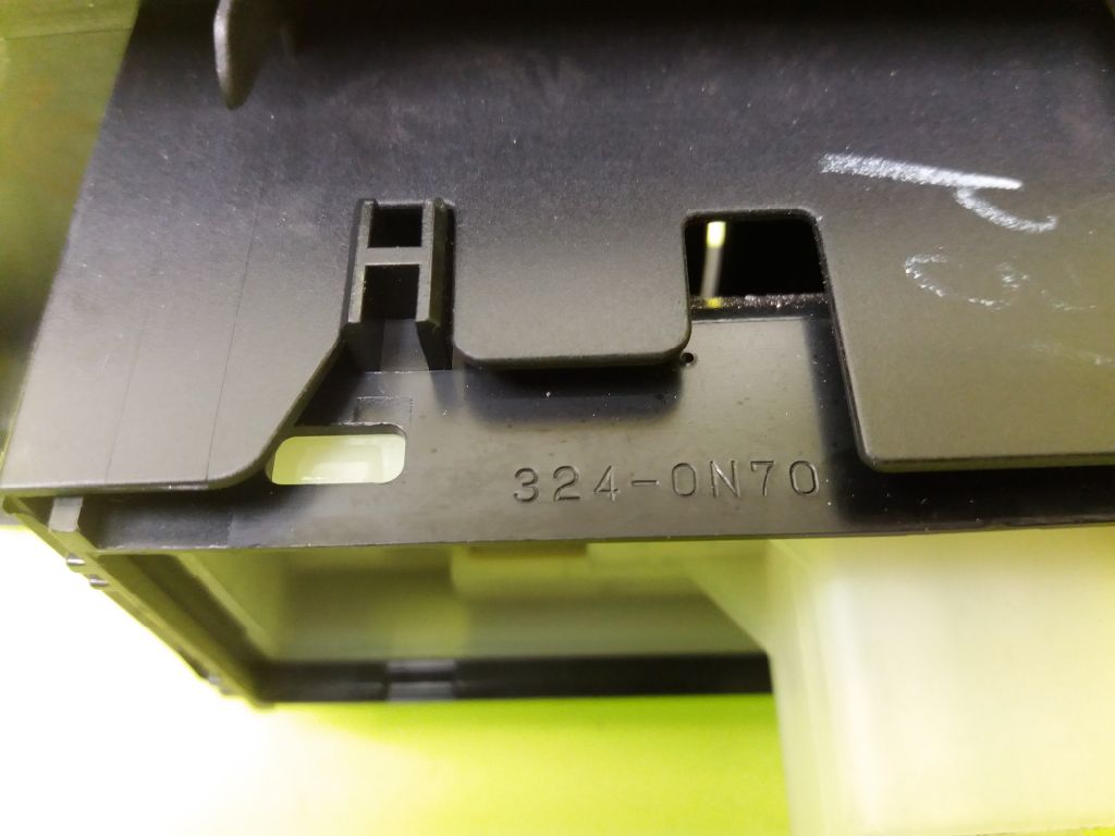 Fensterheberschalter hinten links TOYOTA LAND CRUISER (J12)