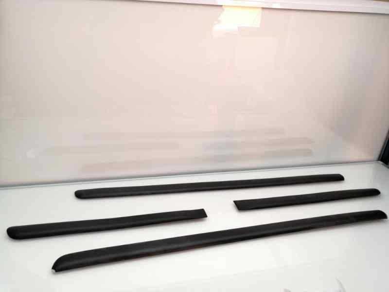 Garniture plastique NISSAN NOTE (E11, NE11)