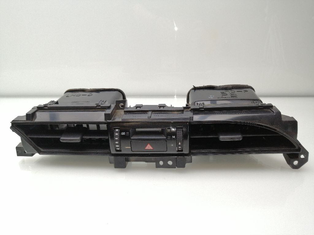 Verkleidung TOYOTA HILUX (GUN1)