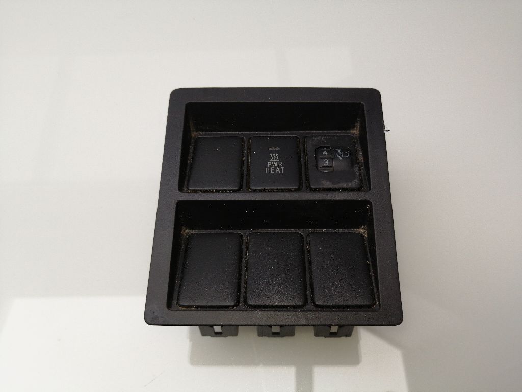 Commande multifonction TOYOTA HILUX (GUN1)