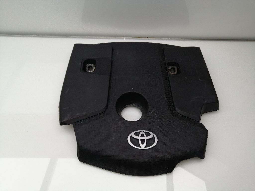 Engine cover TOYOTA HILUX (GUN1)