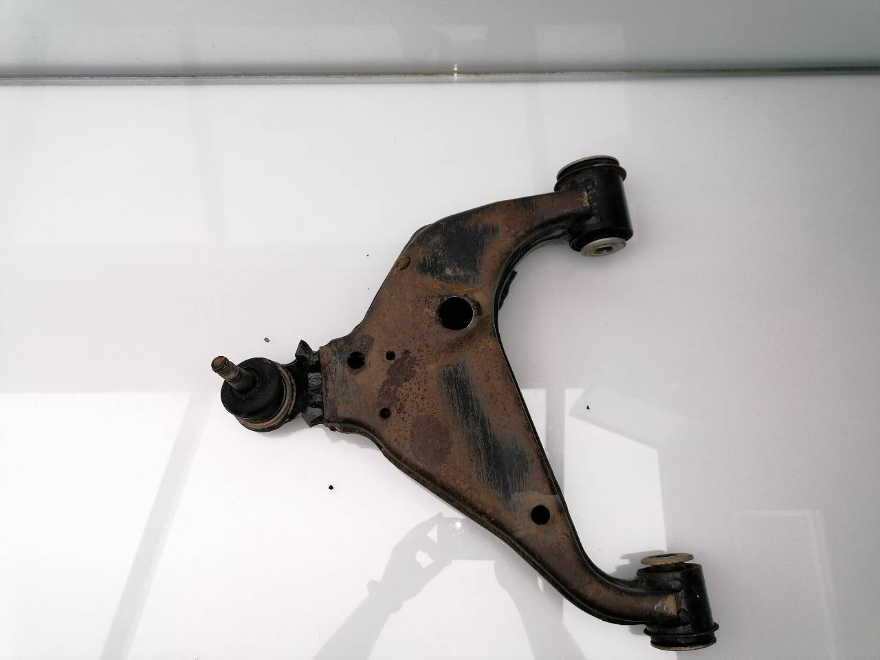 Querlenker unten vorne links TOYOTA HILUX (GUN1)