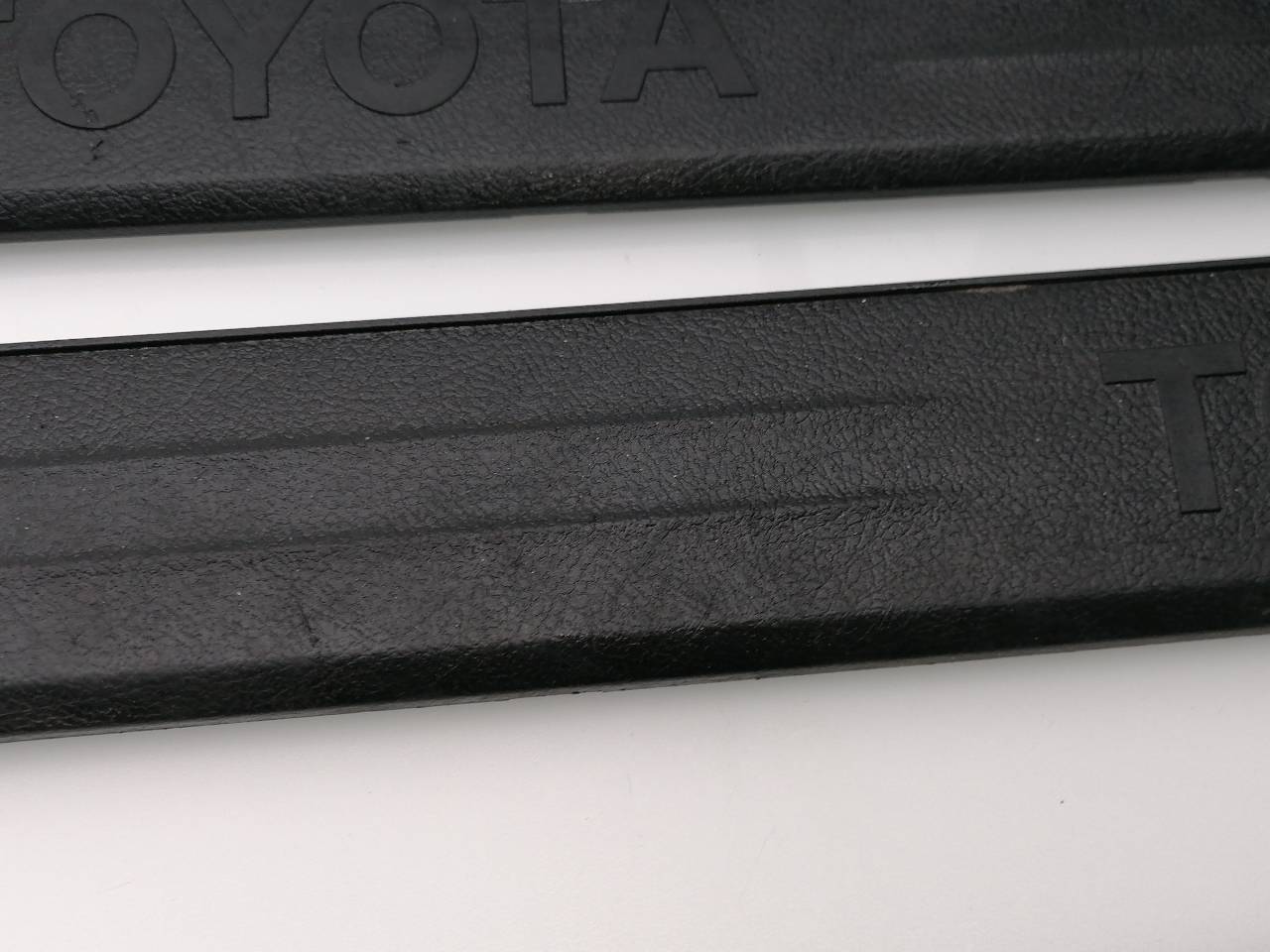 Verkleidung TOYOTA HILUX (GUN1)