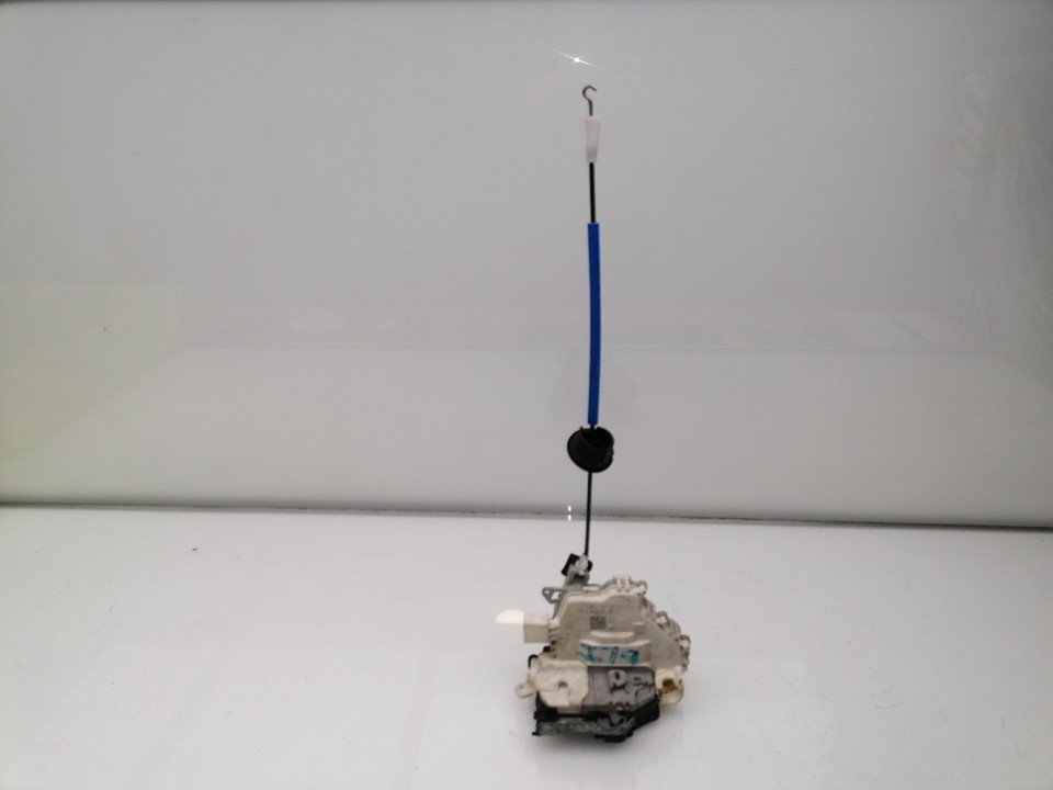 Fechadura da porta dianteira esquerda AUDI A4 B8 AVANT (8K5)