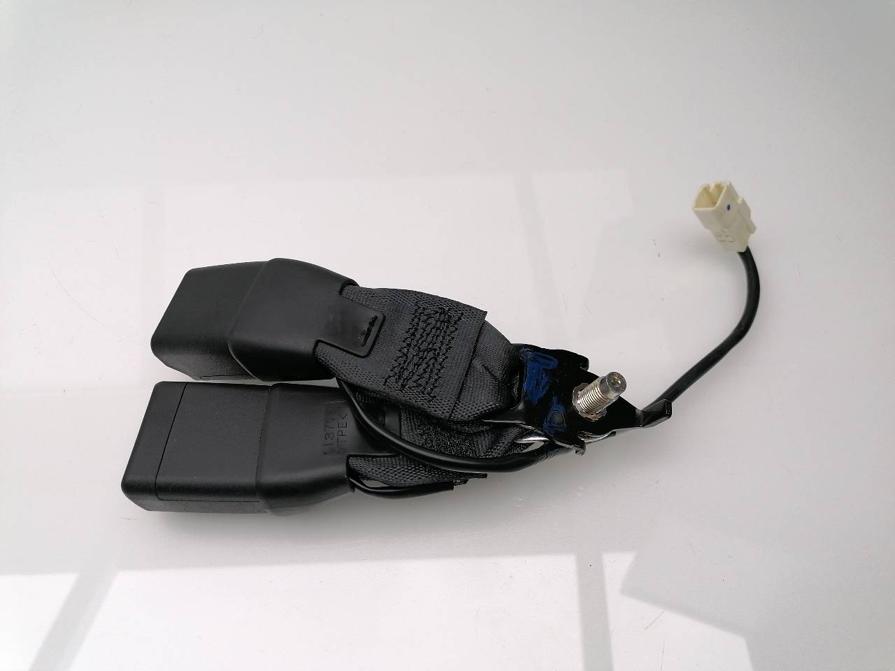 Pré-tensor traseiro direito SUZUKI SWIFT IV (FZ, NZ)