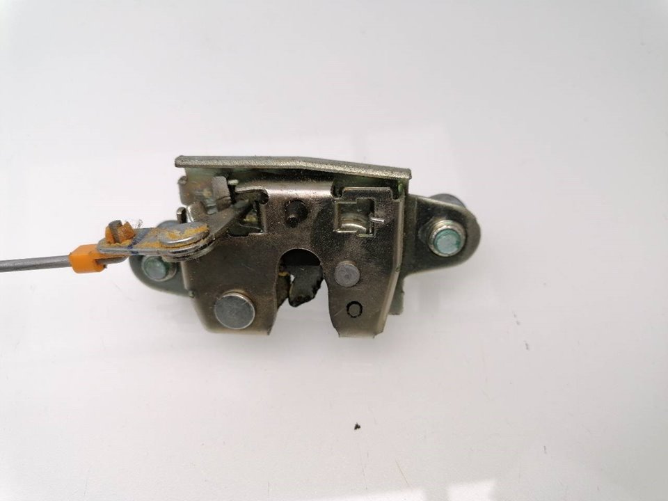 CERRADURA MALETERO / PORTON TOYOTA HILUX (GUN1)