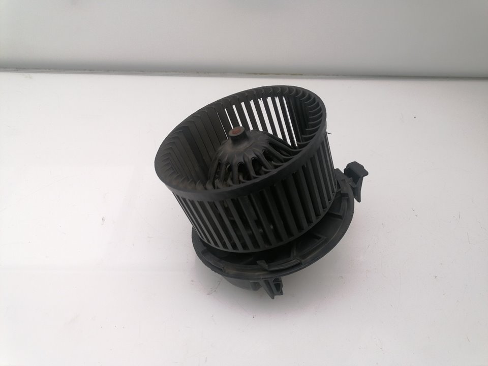 Motor ventilação aquecimento RENAULT CLIO III