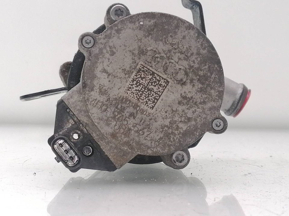Bomba de água AUDI A4 AVANT (8W5)