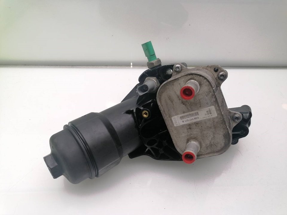 Oil filter bracket AUDI A4 AVANT (8W5)