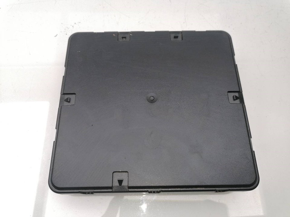 Electronic Control Module AUDI A4 AVANT (8W5)