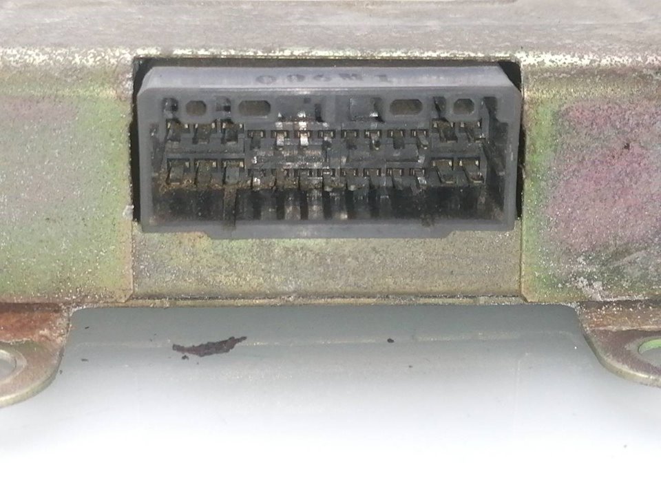 Calculateur moteur HYUNDAI GALLOPER II (JK-01)