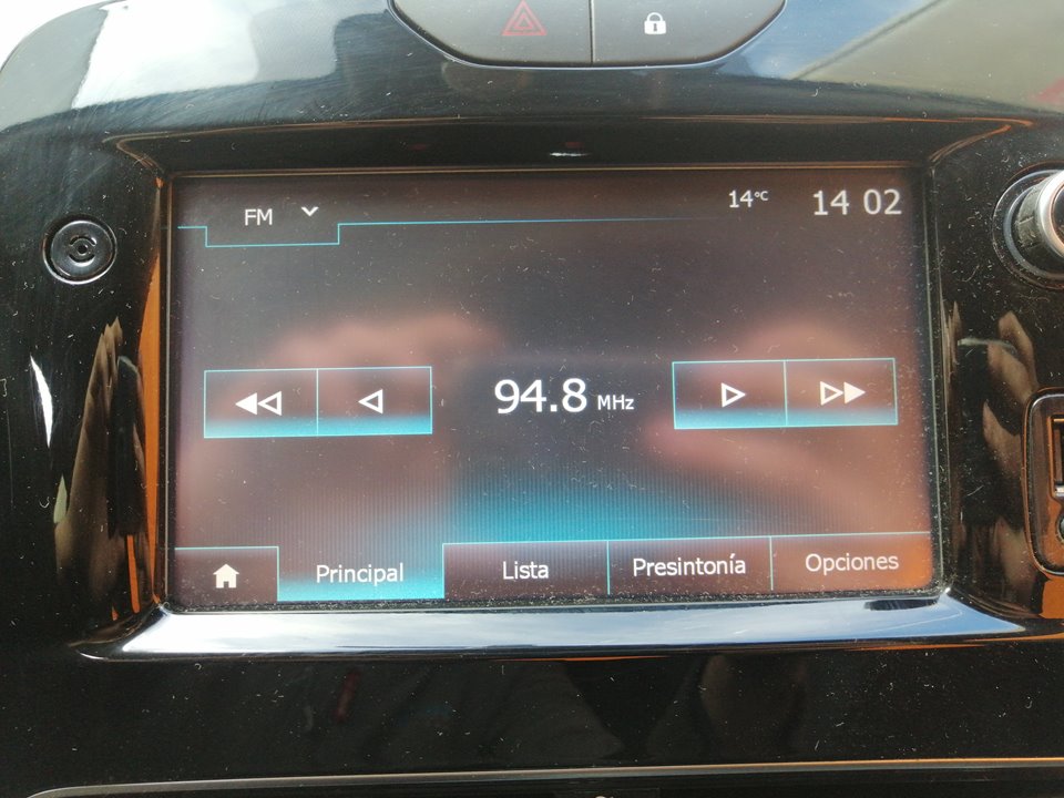 GPS navigation system RENAULT CLIO IV