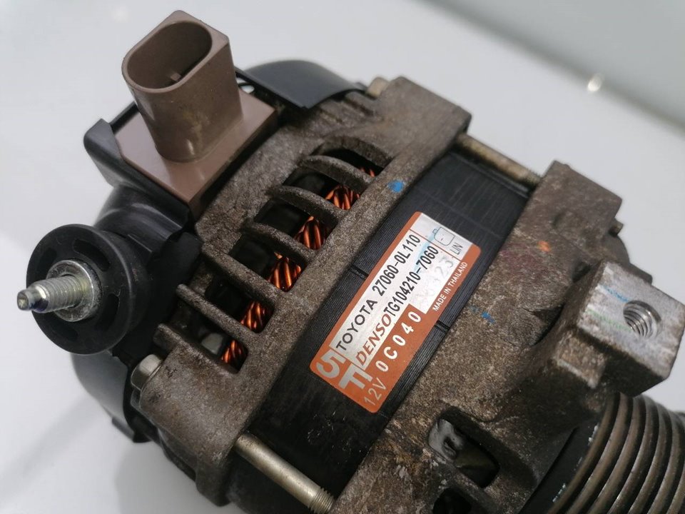 Lichtmaschine TOYOTA HILUX (GUN1)