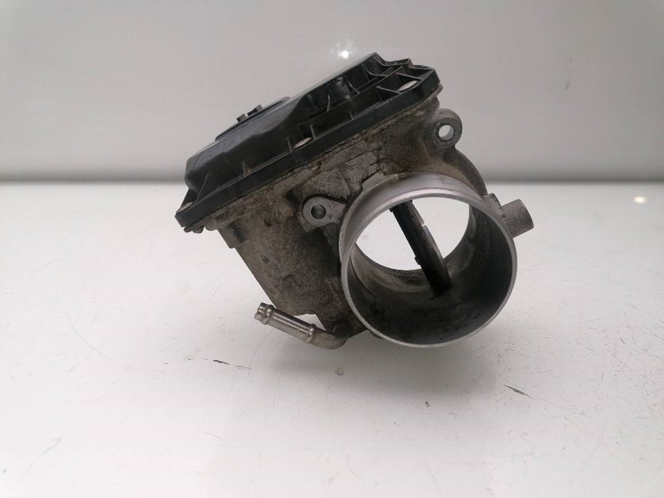 Drosselklappe TOYOTA HILUX (GUN1)