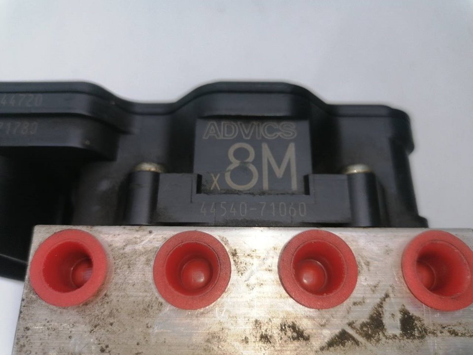 ABS TOYOTA HILUX (GUN1)
