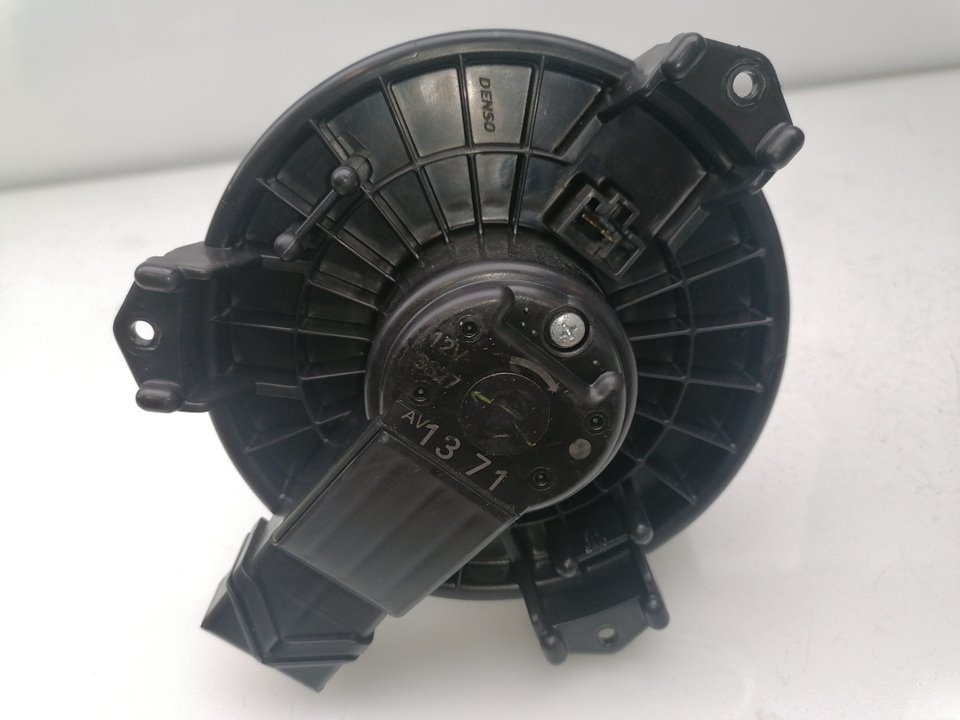 Moteur de ventilation de chauffage SUZUKI SWIFT (AZ)