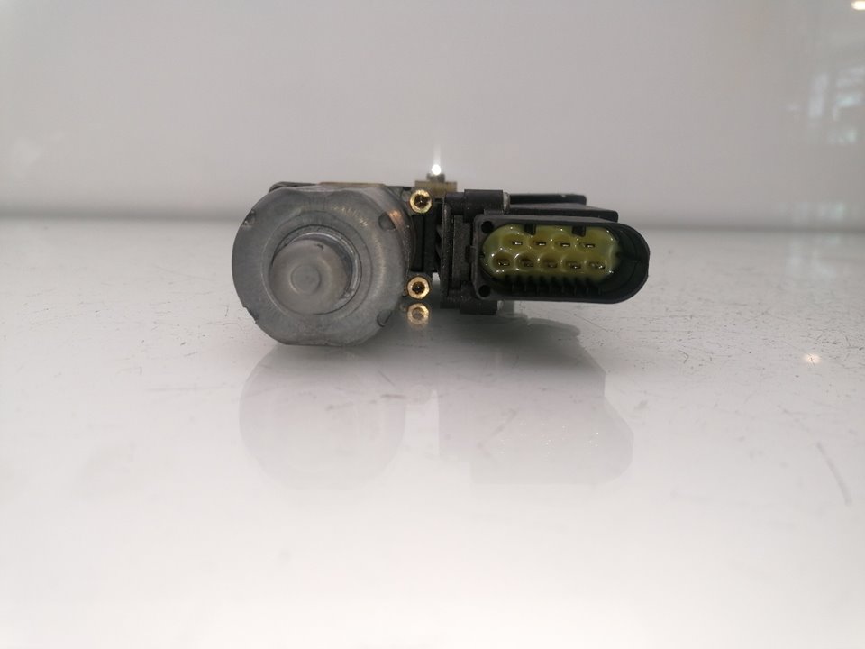 MOTOR ELEVALUNAS TRASERO DERECHO MERCEDES-BENZ CLASE E (W210)