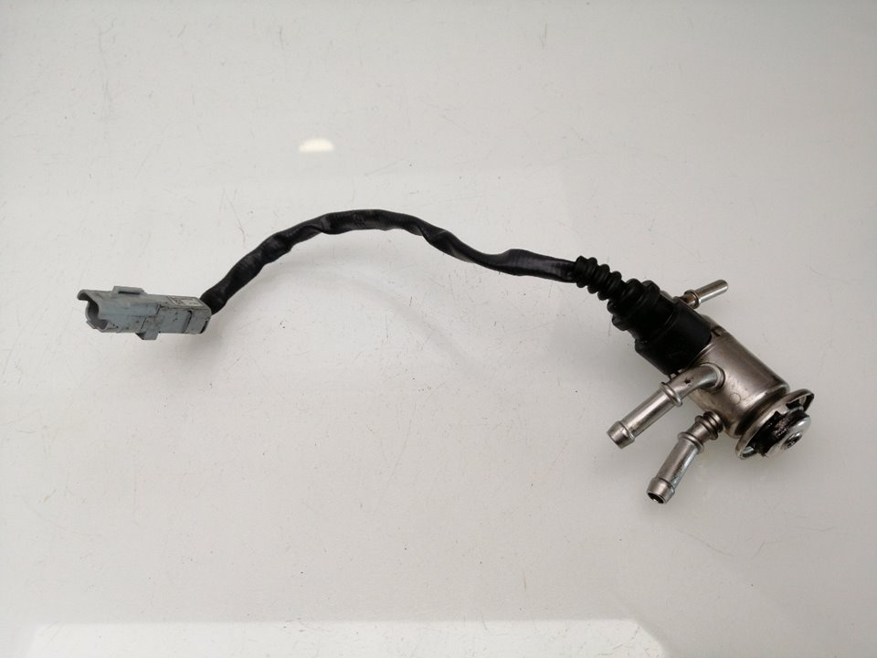 INYECTOR ADBLUE RENAULT MEGANE IV BERLINA 5P