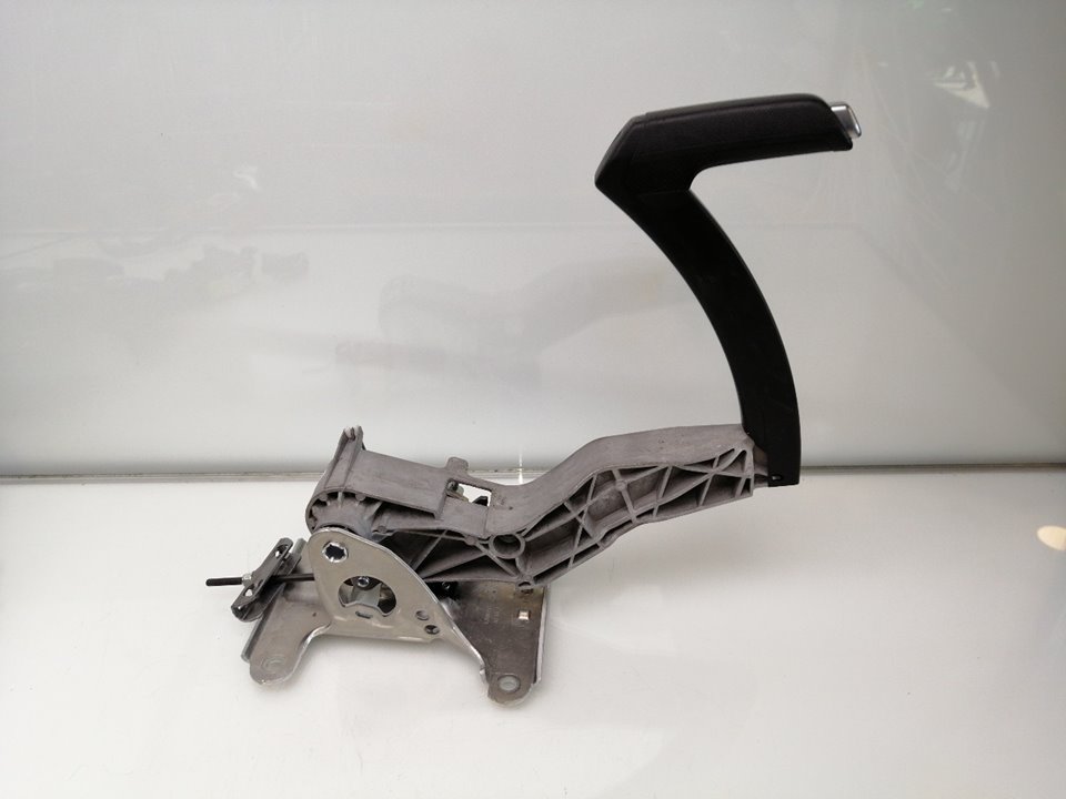 Levier de frein à main RENAULT MEGANE IV BERLINA 5P