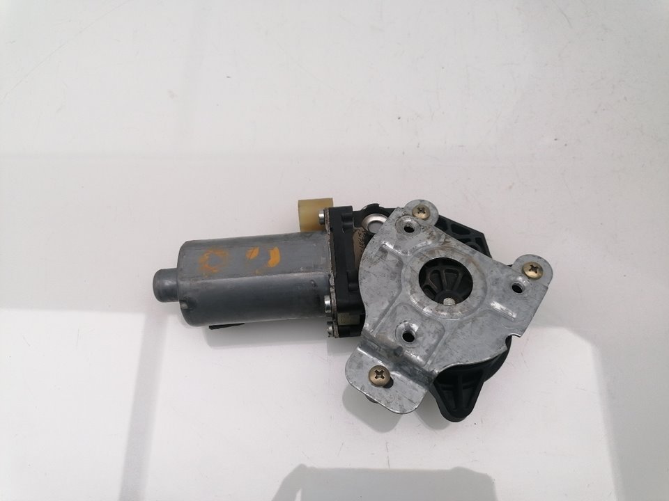 motor elevalunas delantero derecho - Imagen 1