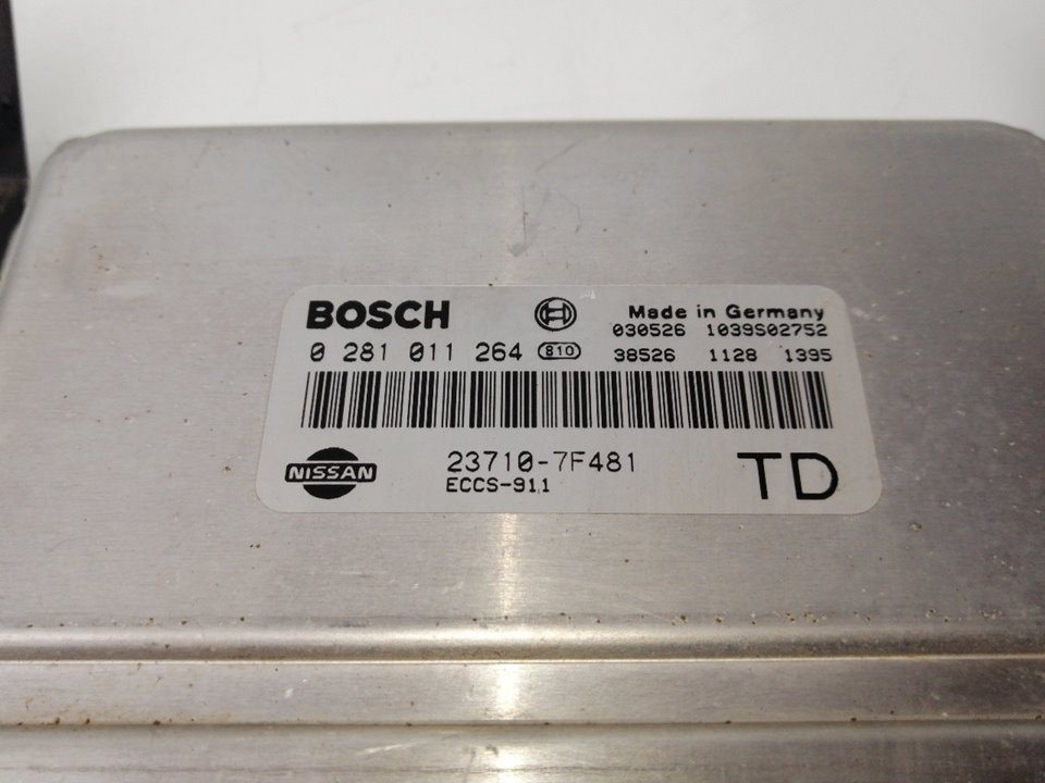 Engine control unit ECU NISSAN TERRANO II (R20)