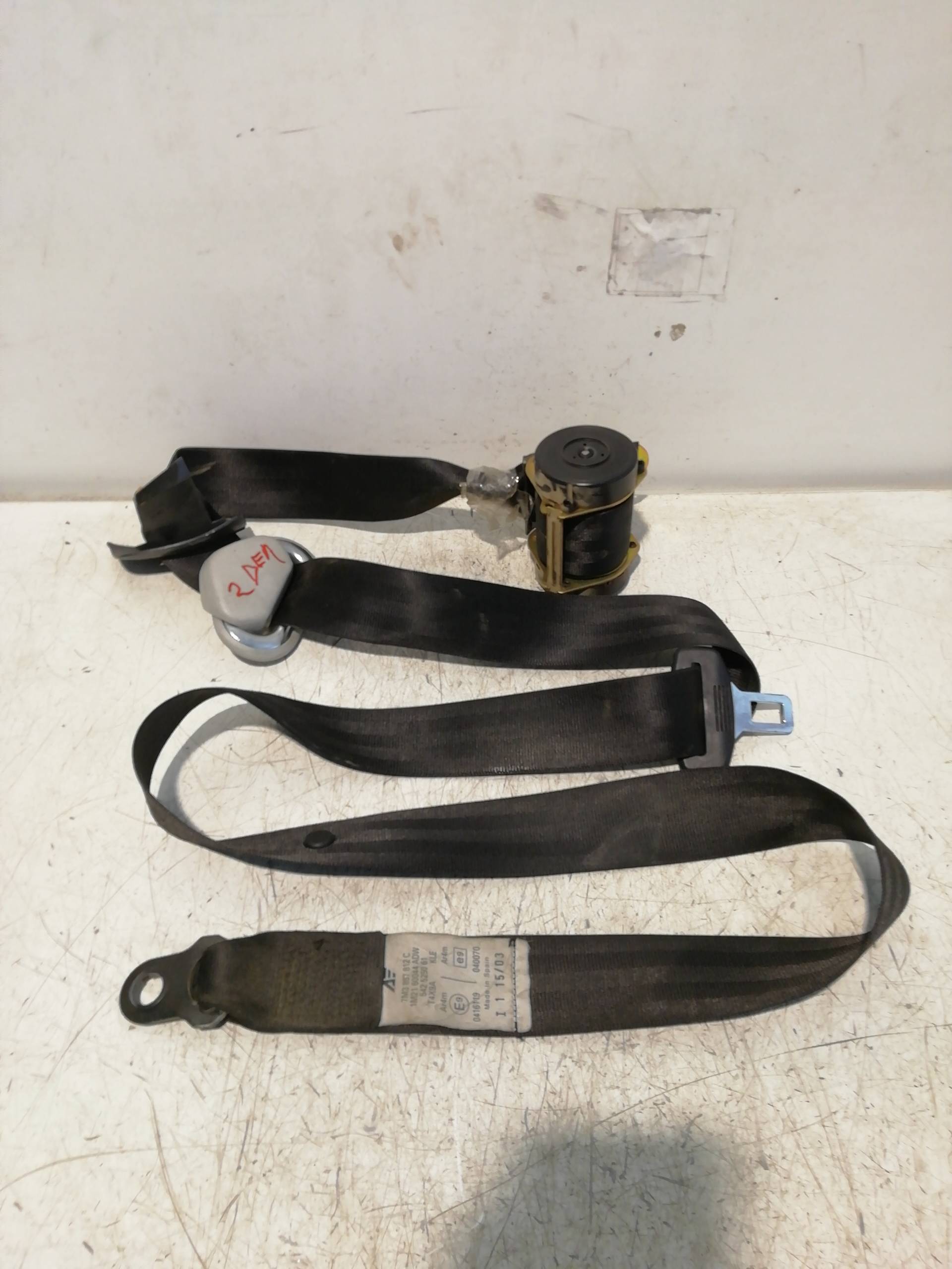 CINTURON SEGURIDAD TRASERO DERECHO VOLKSWAGEN SHARAN (7M8)