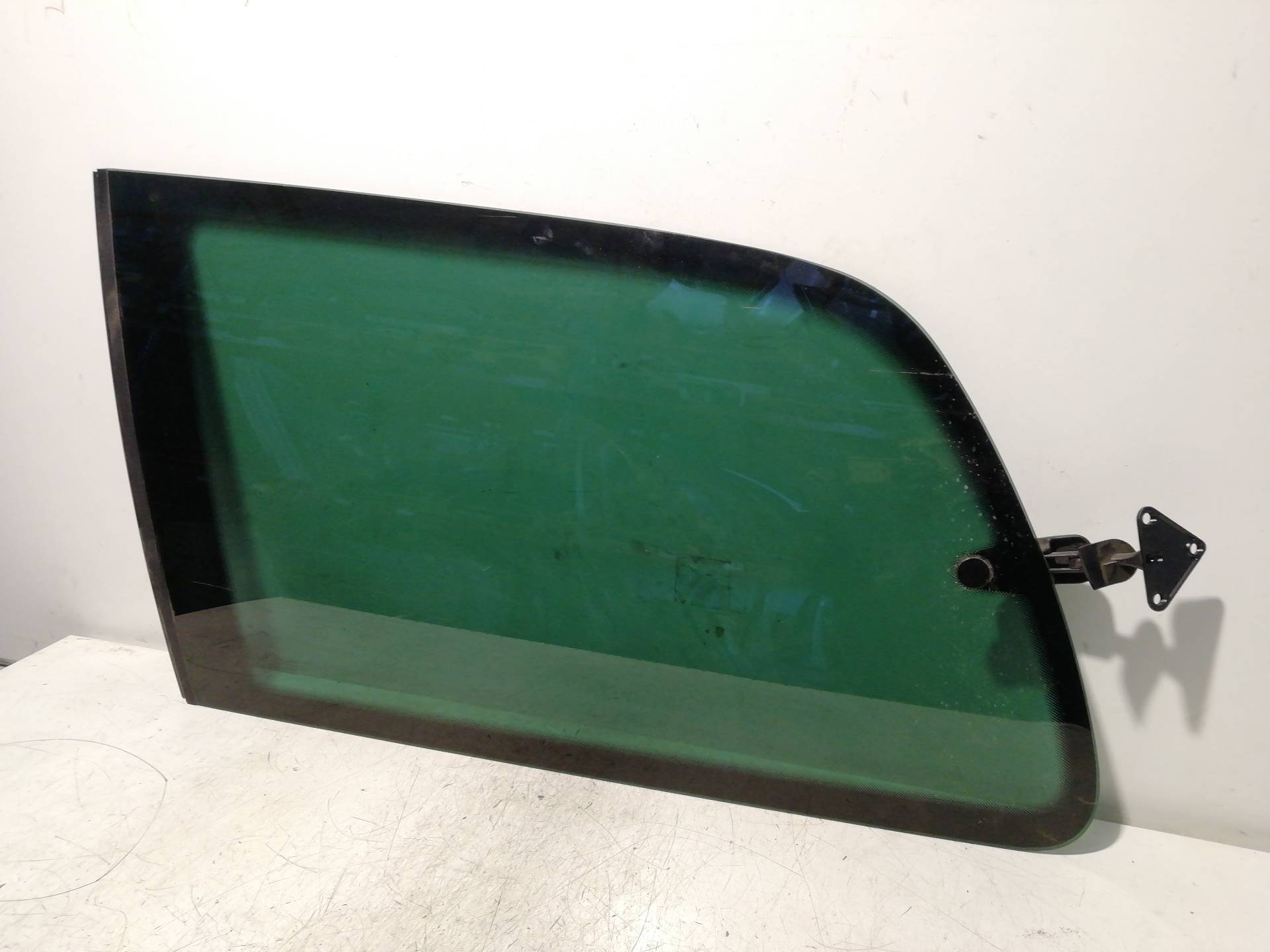 Rear Left Door Glass VOLKSWAGEN SHARAN (7M8)