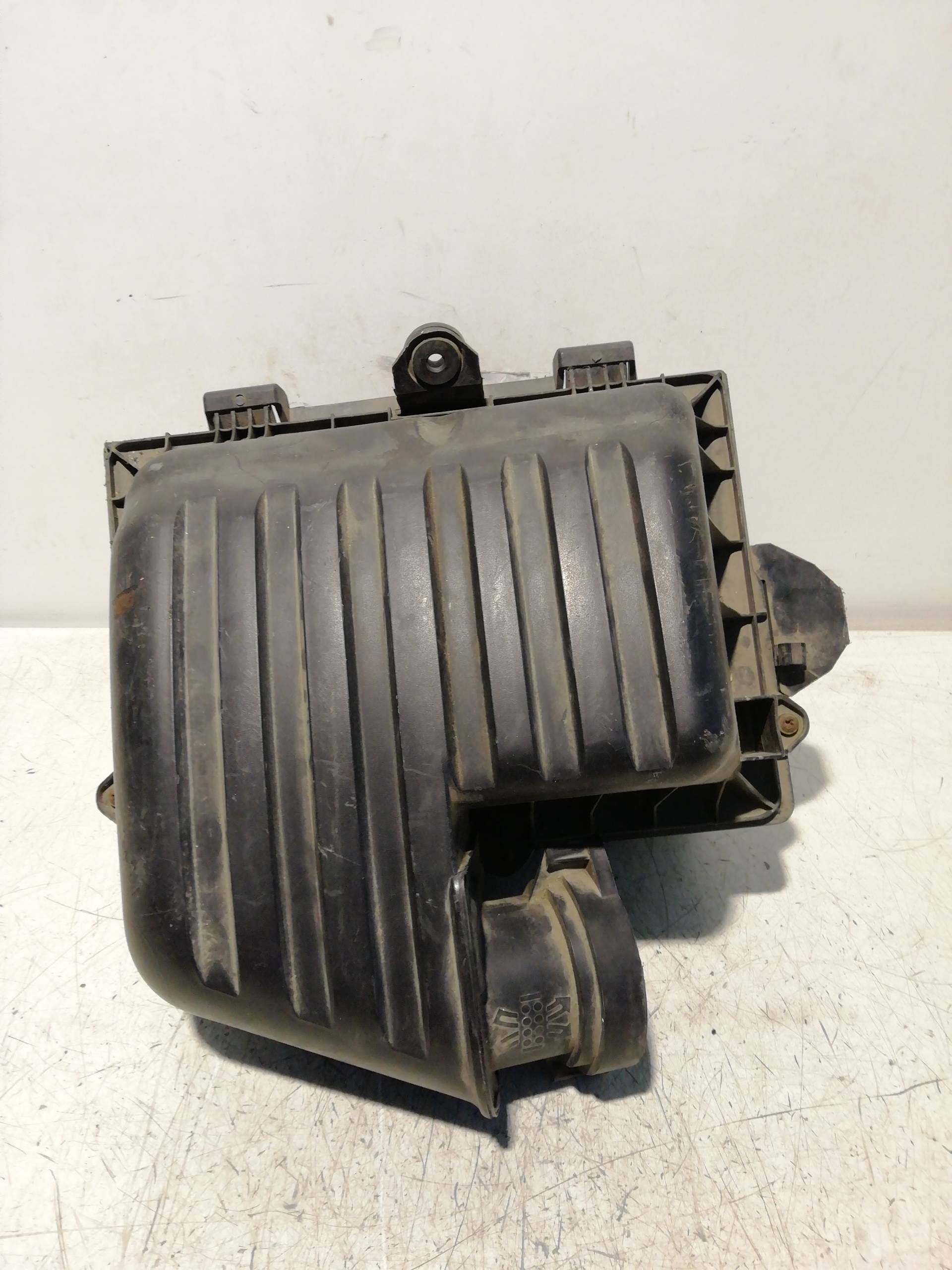 Air Filter Housing VOLKSWAGEN SHARAN (7M8)