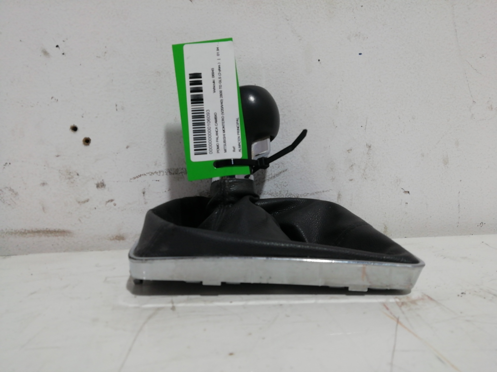Pomello leva cambio MITSUBISHI MONTERO (V20/V40)